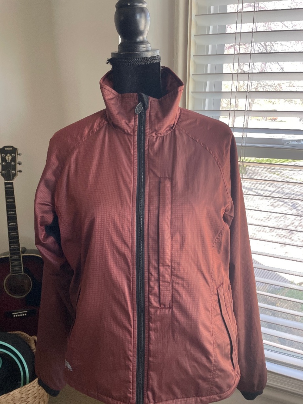 Golite Women’s Lightweight Insulated Jacket Full Zip Gorpcore